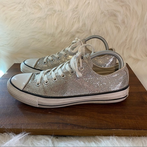 Converse All Star Shoes Mens‎ Size 7 Lace Up Sneakers Women’s Size 9 - Picture 2 of 9